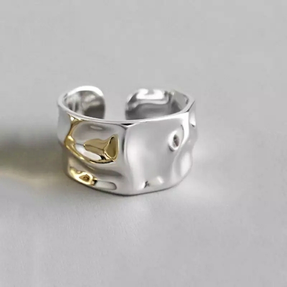 Boutique Other - NEW 925 Sterling Silver Geometric Hammered Adjustable Band Ring